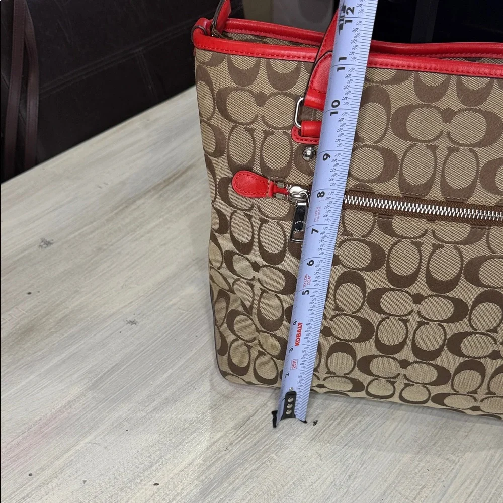 Coach Brown and Red Signature Shoulder Tote Bag-EUC